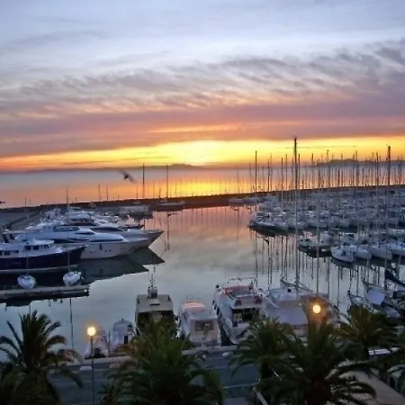 Apartment Park Hyeres